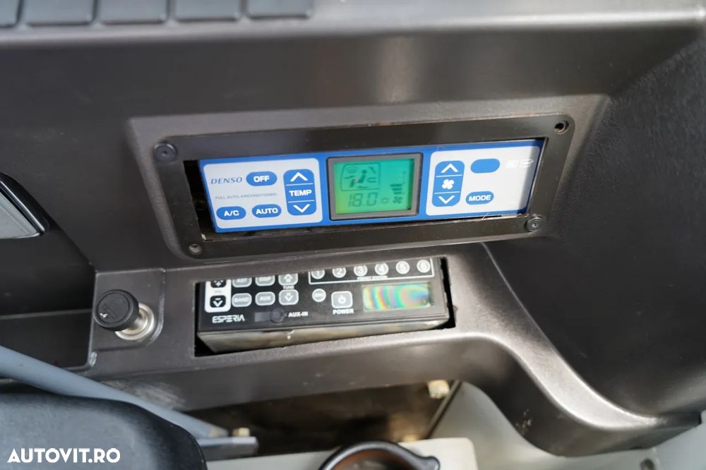 Takeuchi TB 295 W / EXCAVATOR PE ROȚI / 2016 / CONTRACT DE SERVICE POST-SERVICE - 31