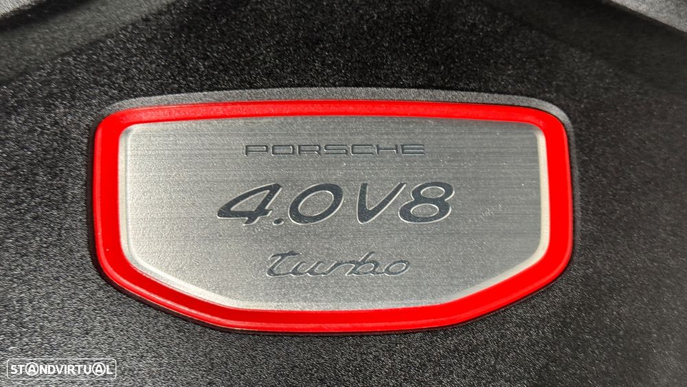 Porsche Cayenne Turbo - 38