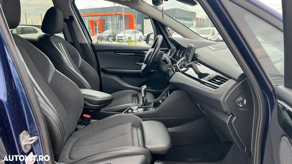 BMW Seria 2 216i - 9