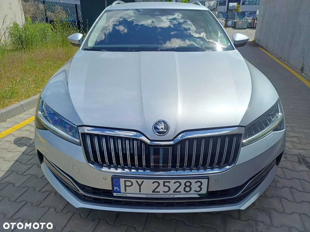 Skoda Superb 2.0 TDI SCR 4x4 L&K DSG - 5