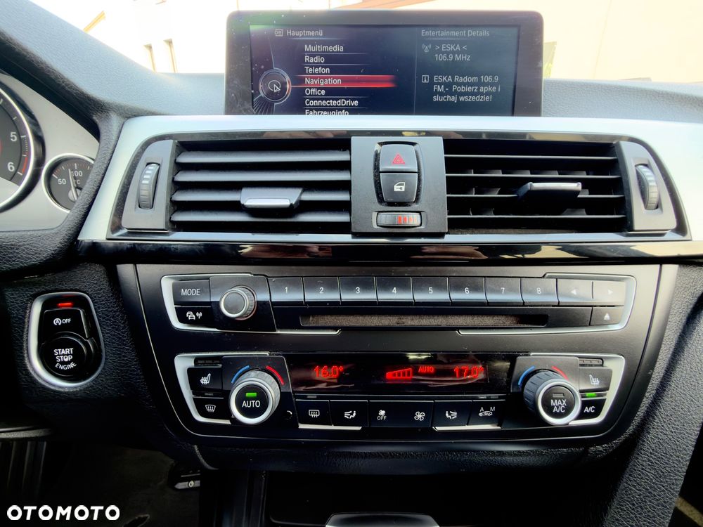 BMW Seria 3 325d - 25