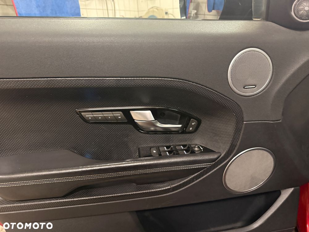 Land Rover Range Rover Evoque - 21