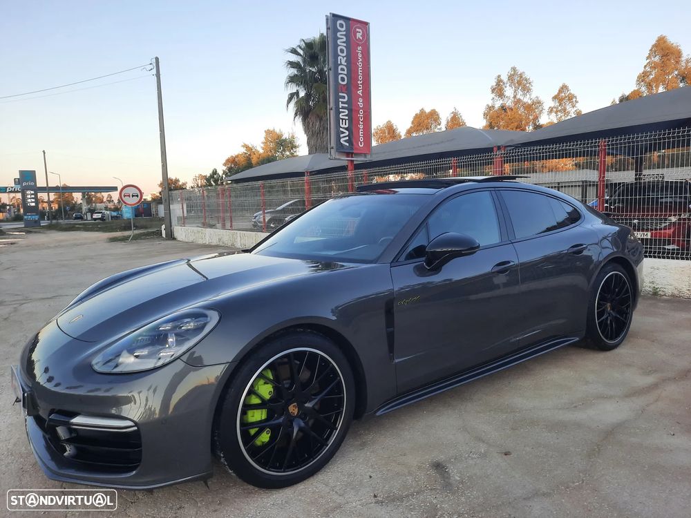 Porsche Panamera 4 E-Hybrid - 6