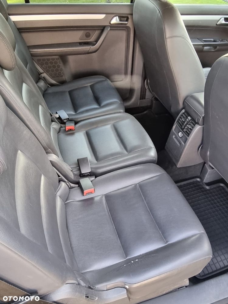 Volkswagen Touran 2.0 TDI SCR DSG Comfortline - 8