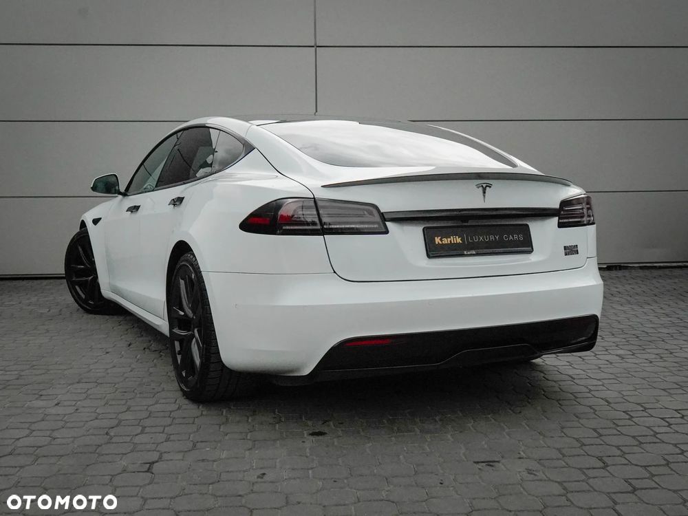 Tesla Model S - 2