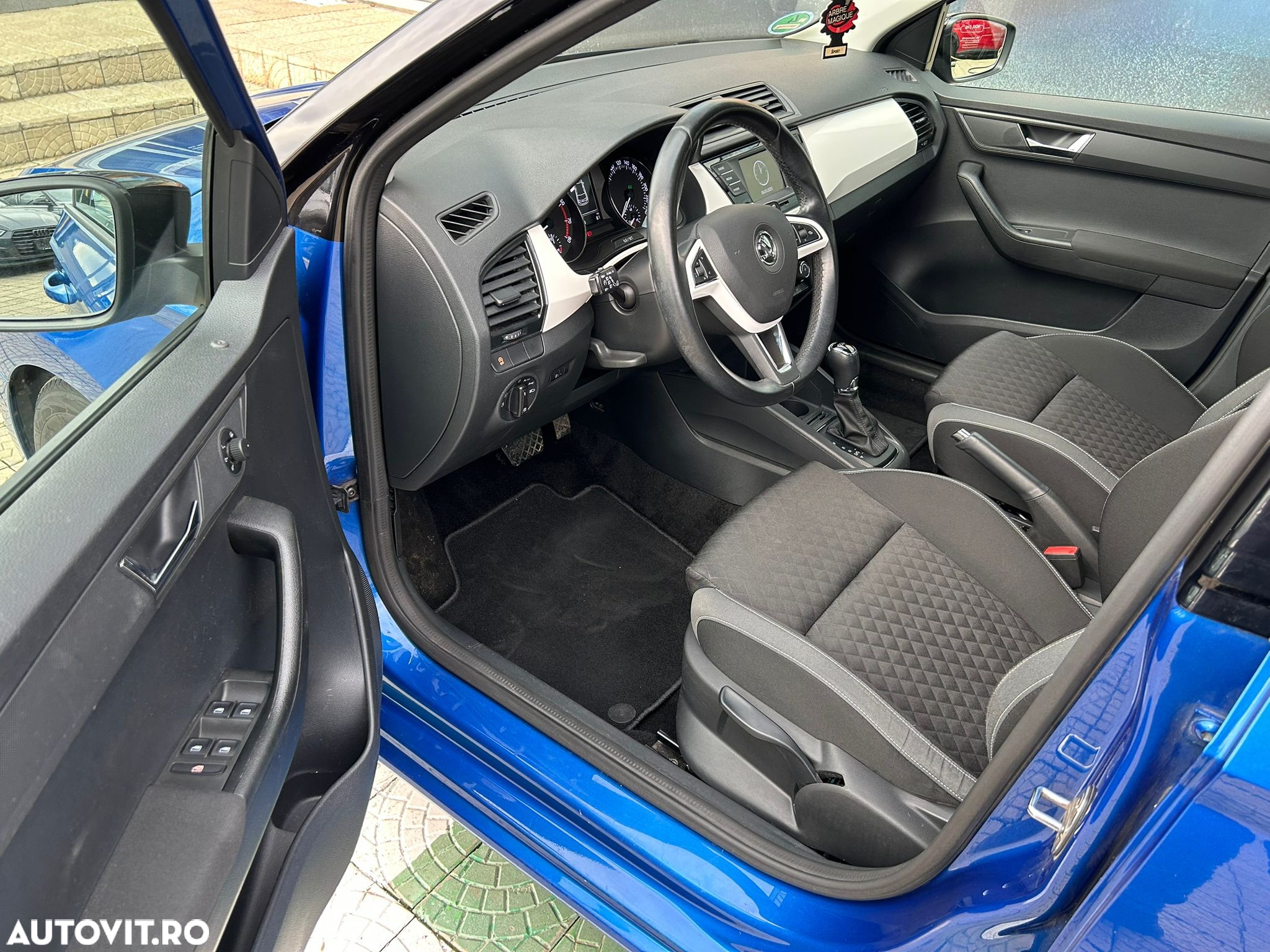 Skoda Fabia 1.2 TSI DSG Style - 9