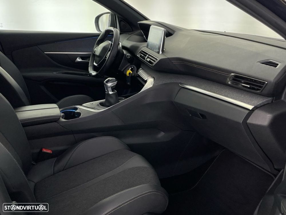 Peugeot 3008 1.2 PureTech GT Line - 23