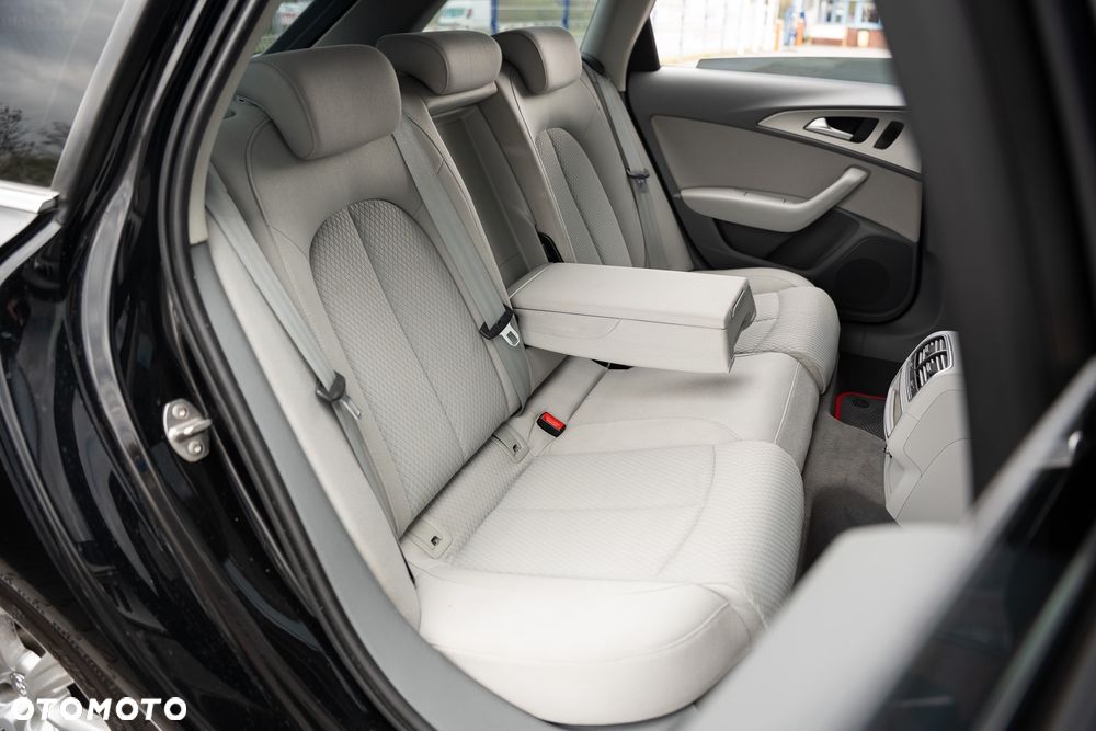 Audi A6 Avant 2.0 TDI DPF multitronic - 36