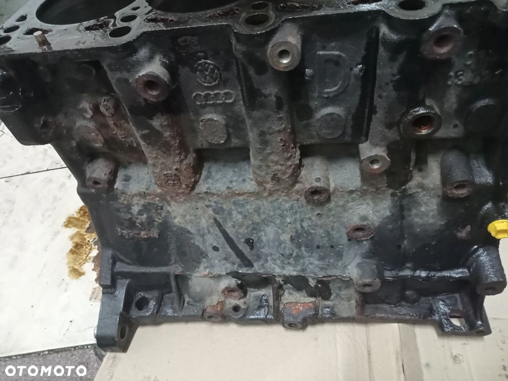 BLOK SILNIKA VW AUDI SEAT SKODA 2.0 TFSI BWA - 4