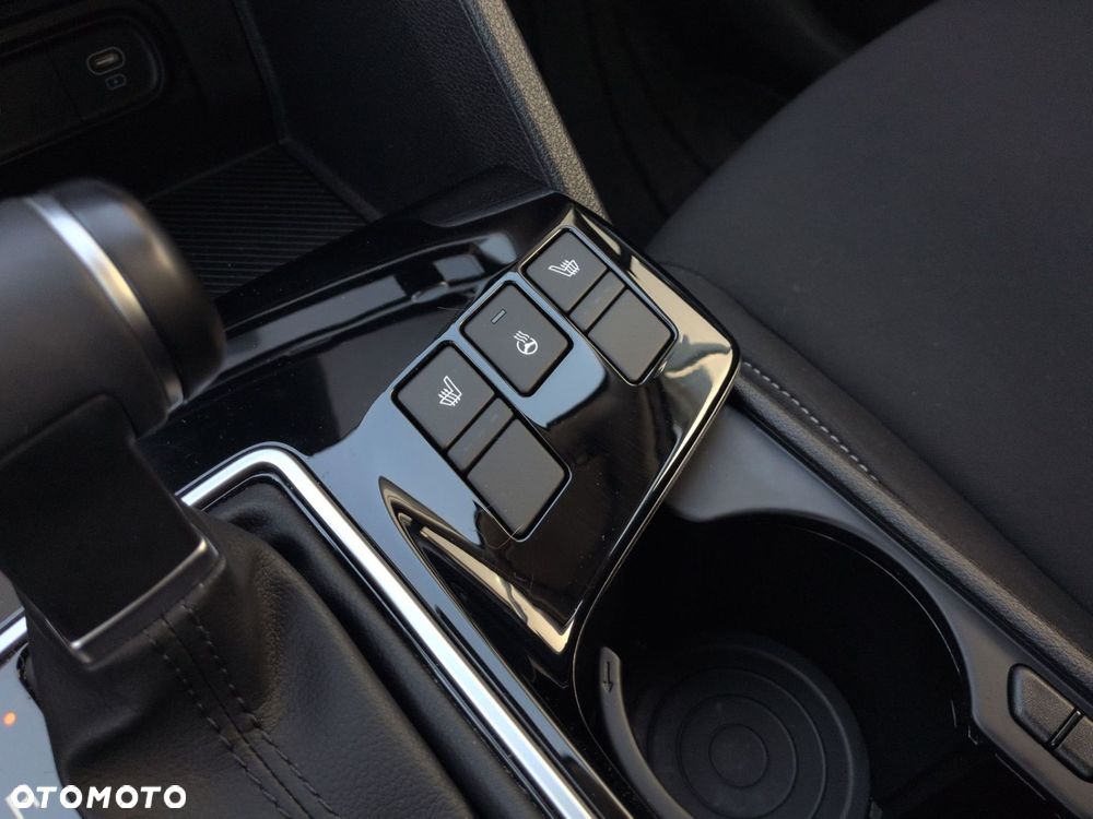 Kia Sportage 1.6 T-GDI M 2WD DCT - 17