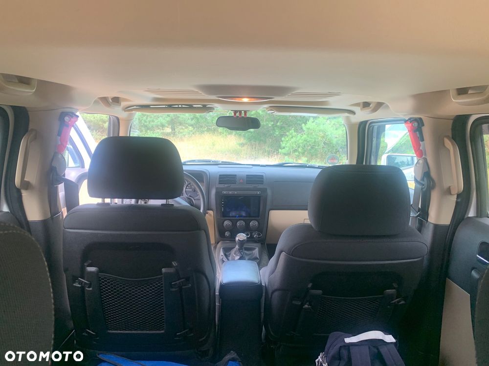 Hummer H3 - 28