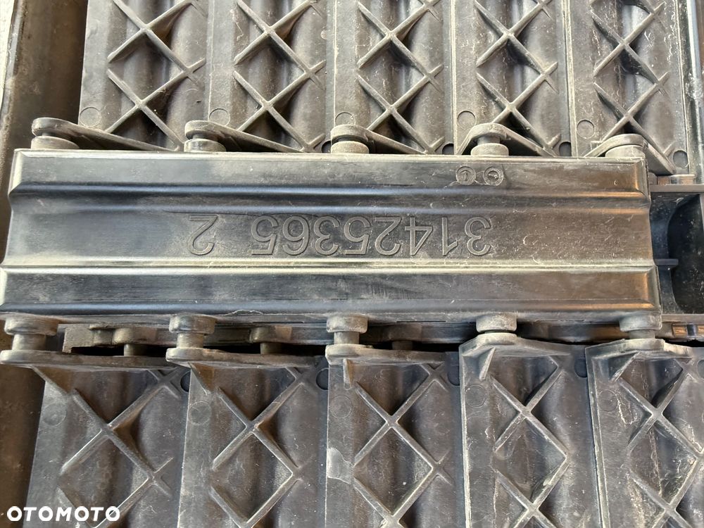 Roleta kierownica powietrza Volvo XC 60 II 31425365 - 4