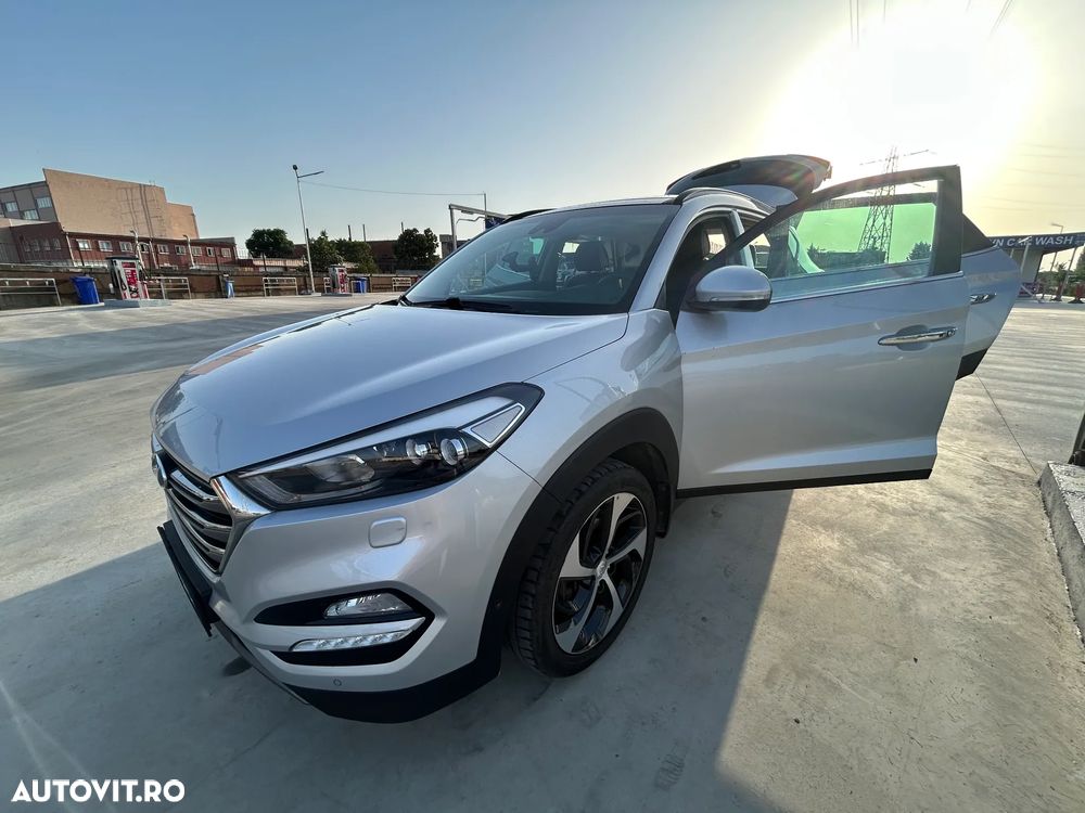Hyundai Tucson 2.0 CRDI 4WD 6AT Luxury+ - 2