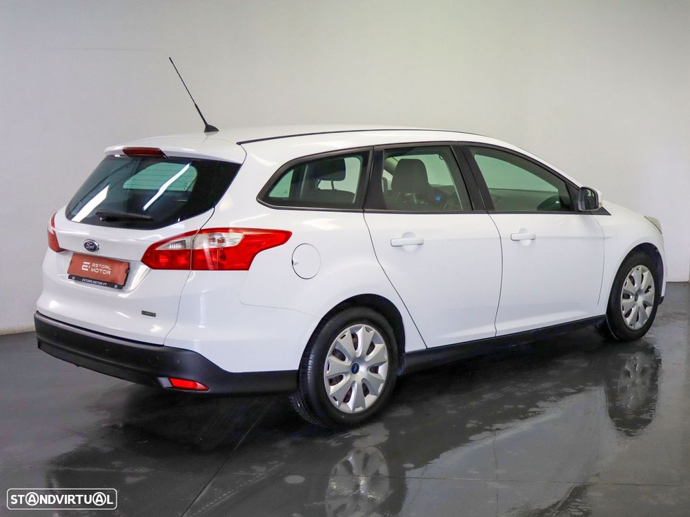 Ford Focus SW 1.0 EcoBoost Business - 4