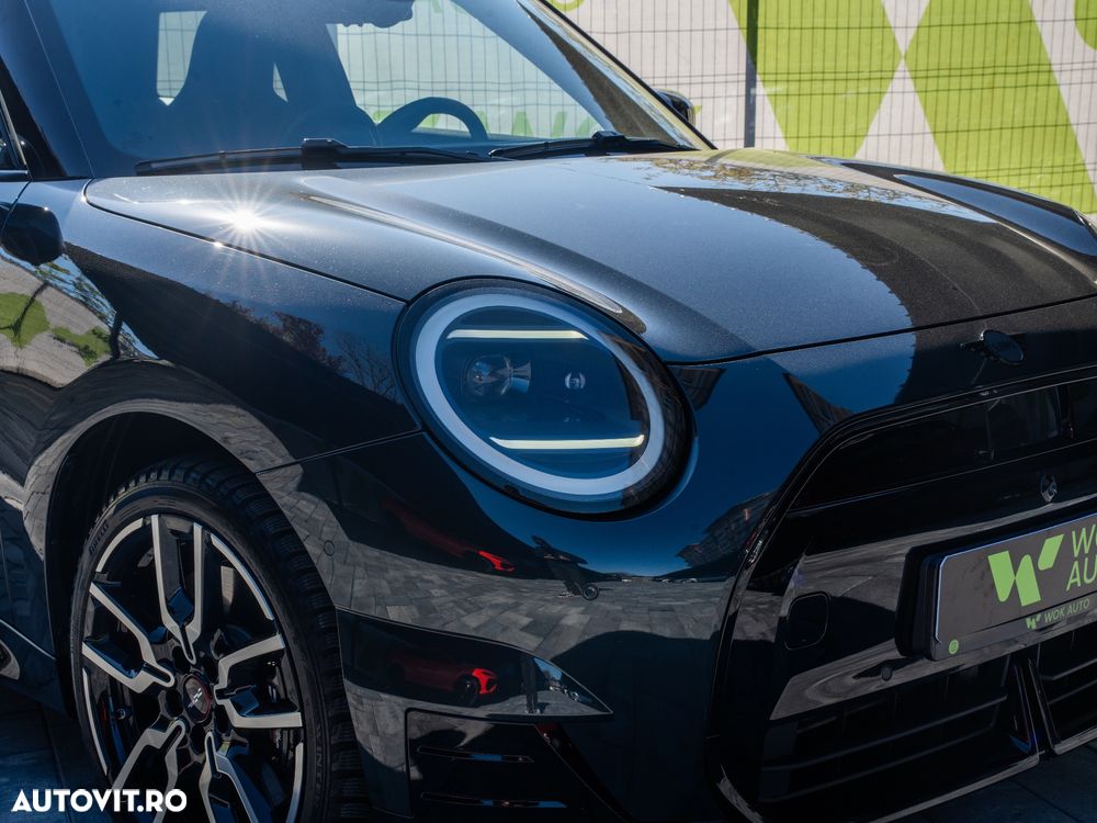 Mini Cooper E John Works Trim - 4