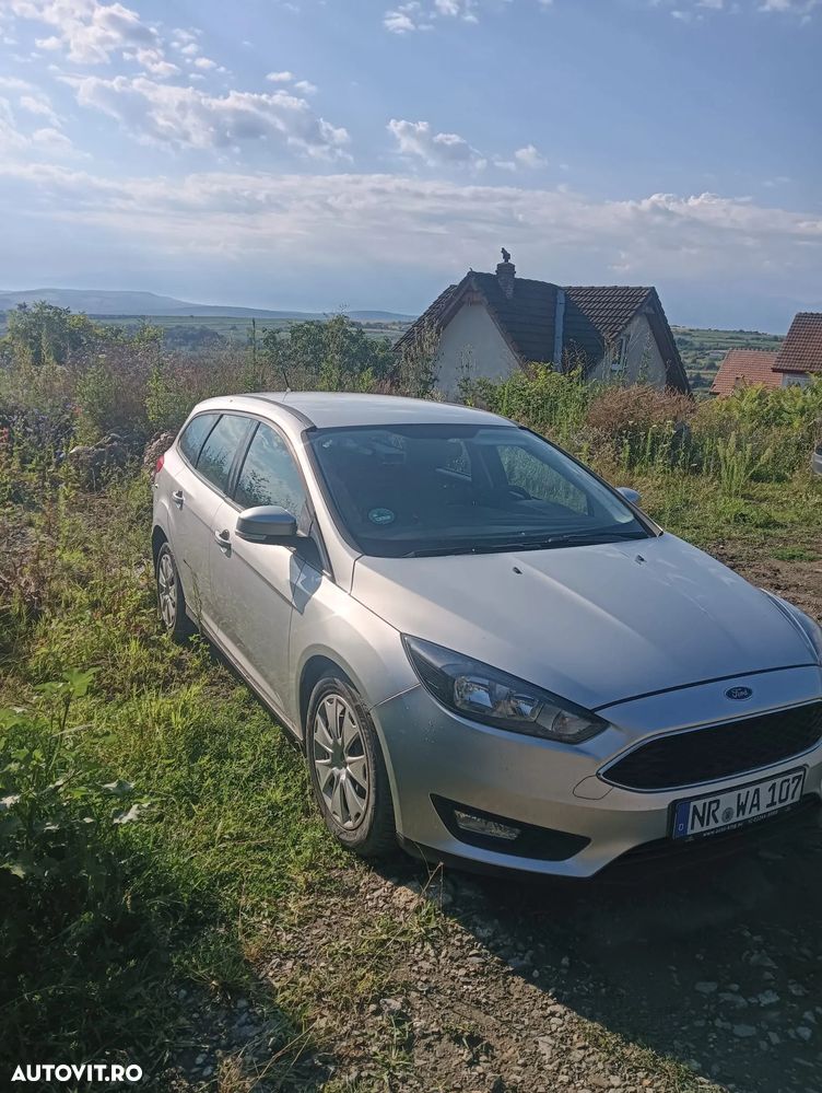 Ford Focus - 10