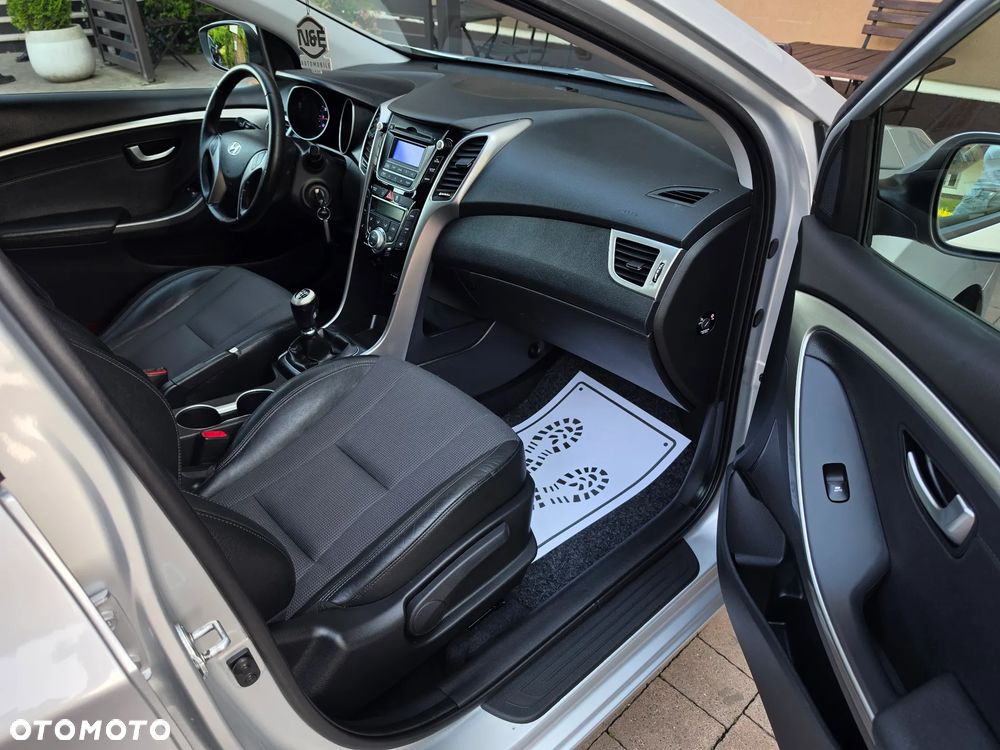 Hyundai i30 1.4 Comfort - 40