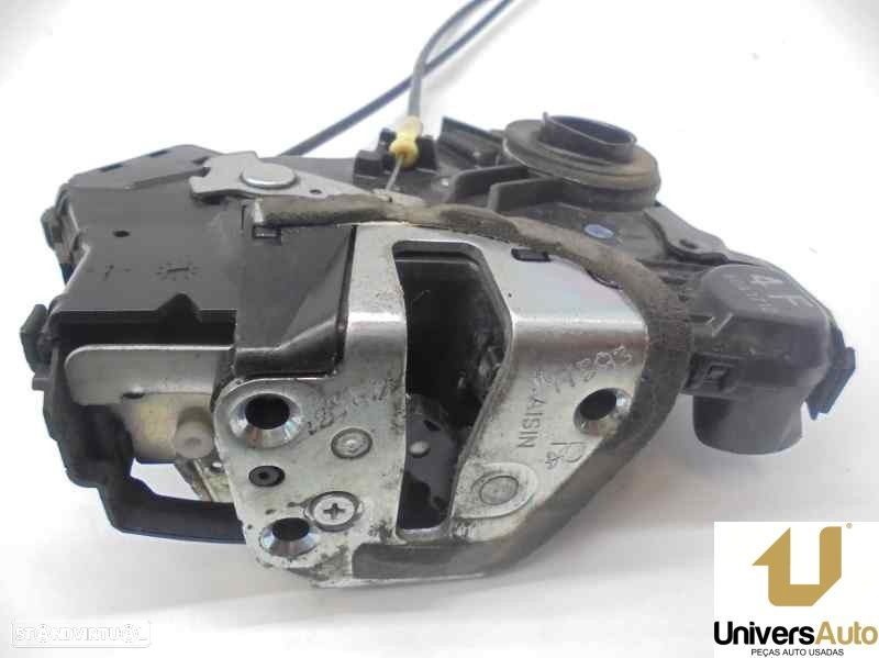 FECHADURA PORTA FRONTAL DIREITA TOYOTA RAV 4 III 2006 -6903042220 - 7