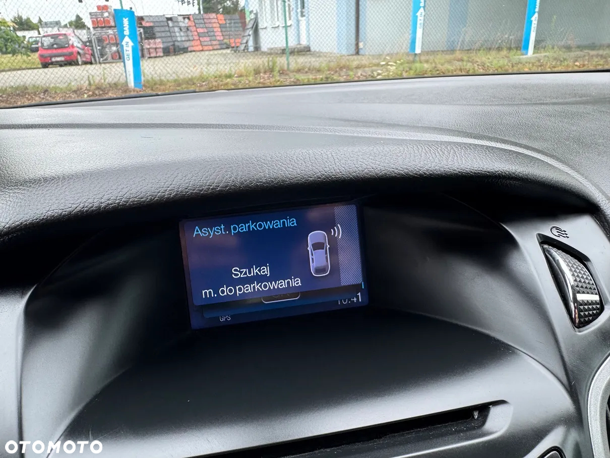 Ford Focus - 33
