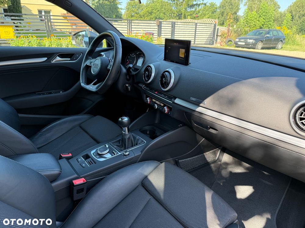 Audi A3 1.4 TFSI cylinder on demand ultra S line Sportpaket - 17