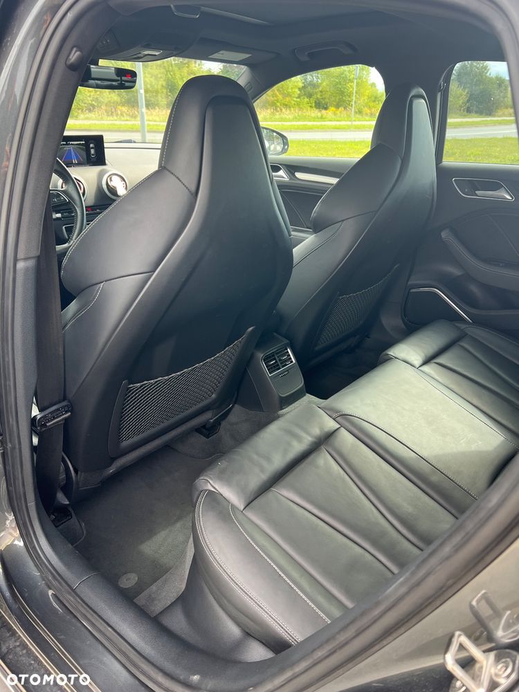 Audi S3 S tronic - 20