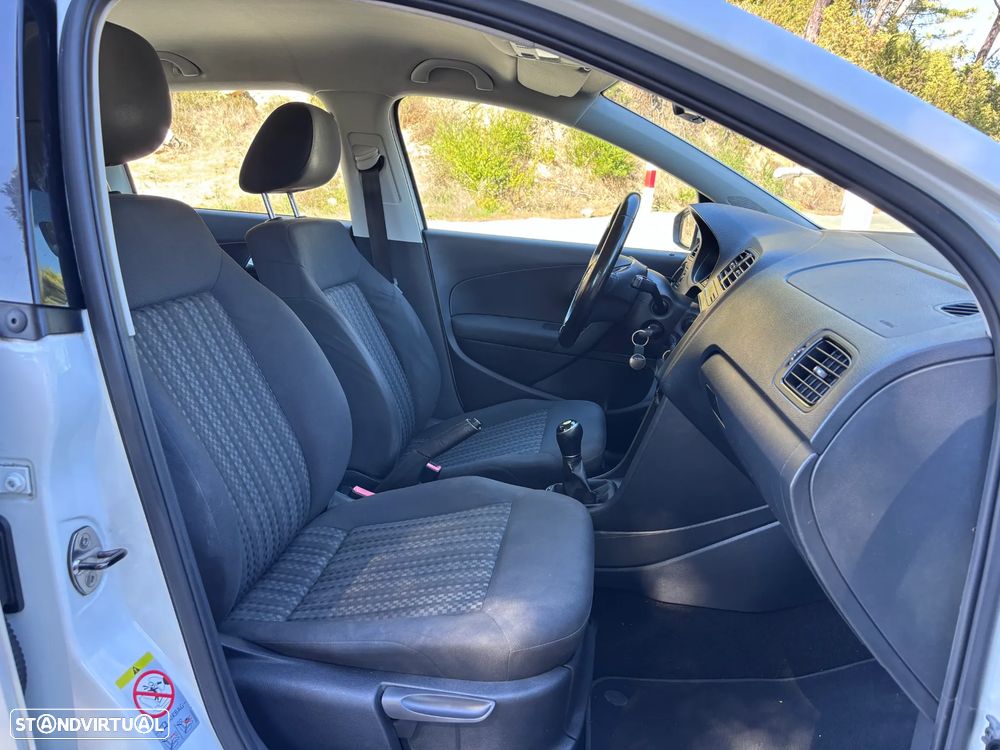 VW Polo 1.4 TDi Confortline - 12