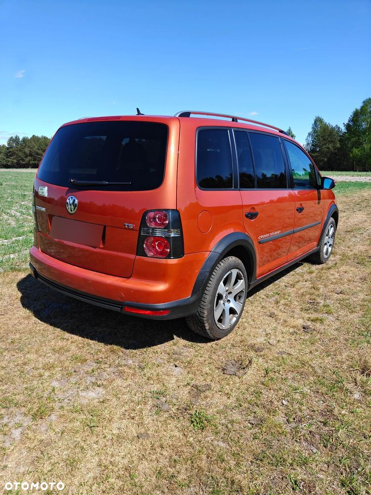 Volkswagen Touran 1.4 TSI DSG STYLE - 6