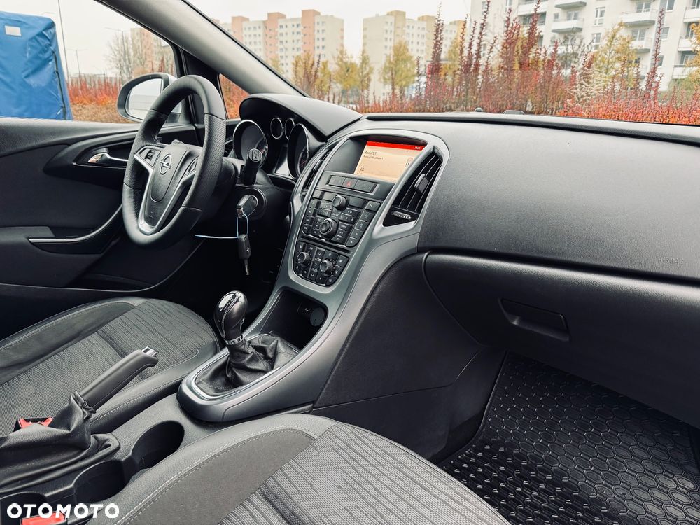 Opel Astra 1.4 Turbo Cosmo - 13
