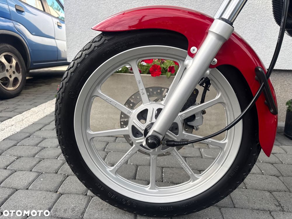 Yamaha YBR - 29