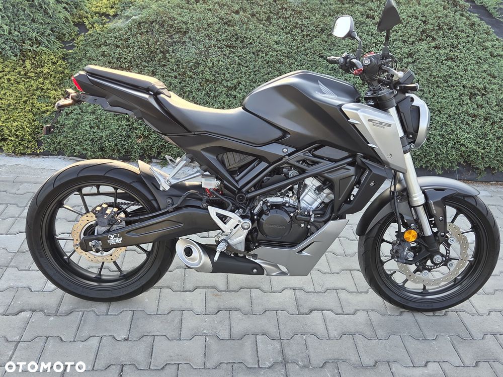 Honda CB - 3