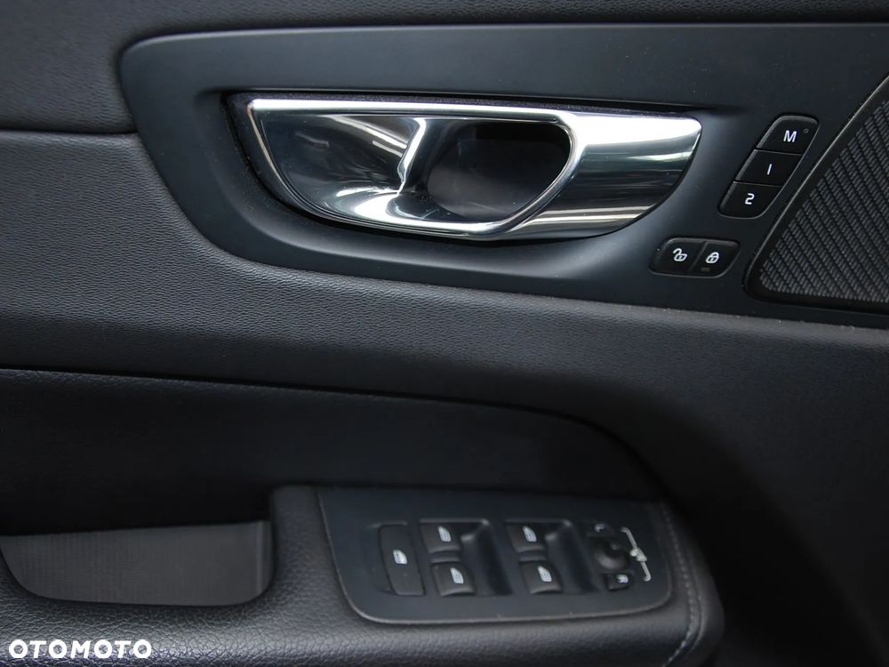 Volvo XC 60 T5 Geartronic Inscription - 31
