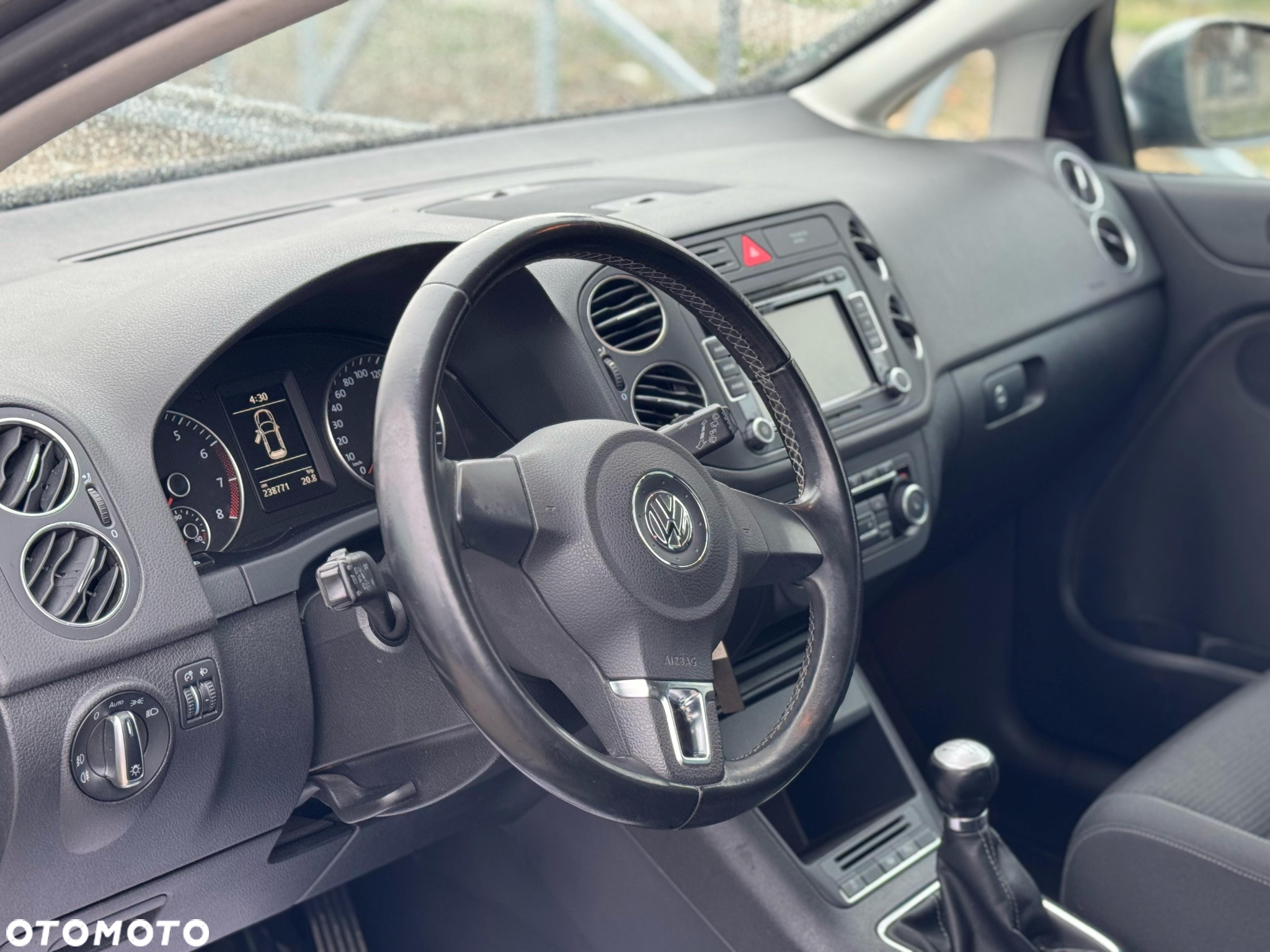 Volkswagen Golf Plus 1.4 TSI Team - 11