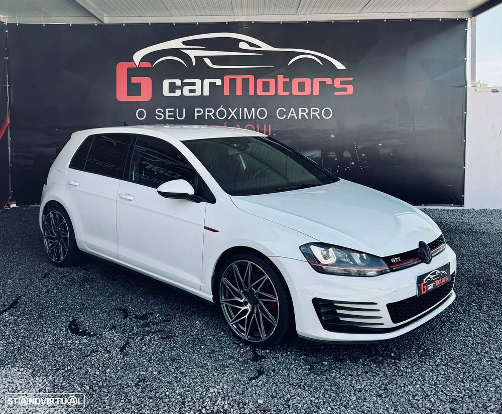 VW Golf 2.0 TSi GTI DSG - 1