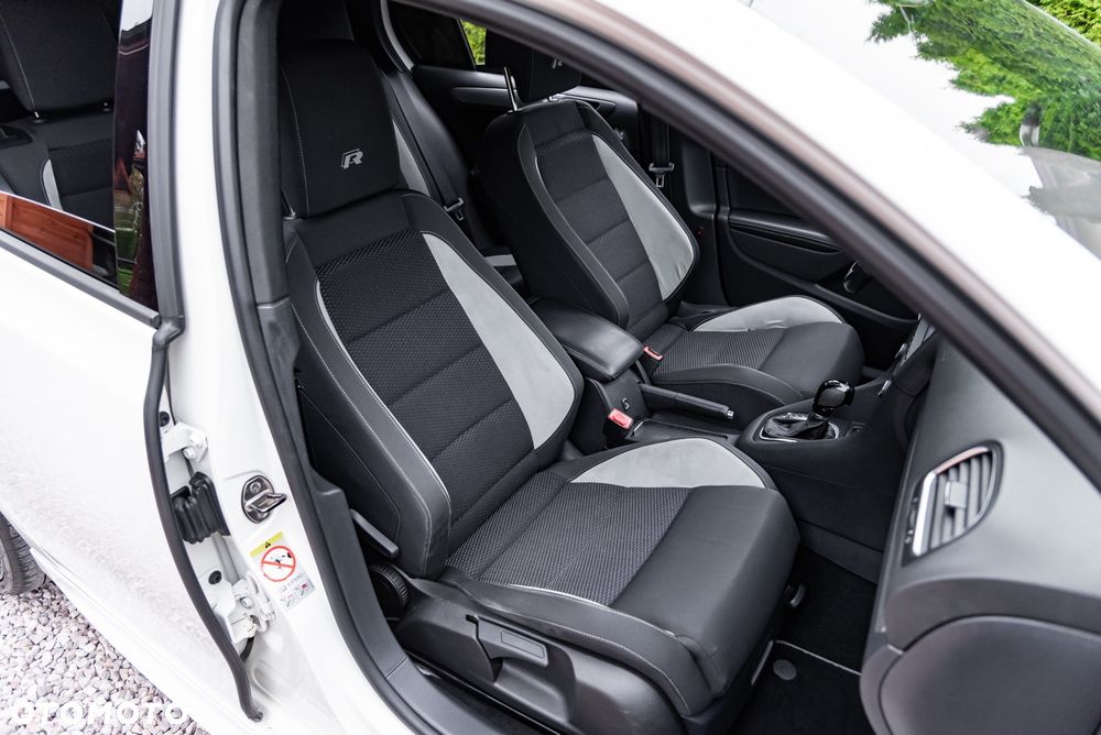 Volkswagen Golf 2.0 R DSG - 26