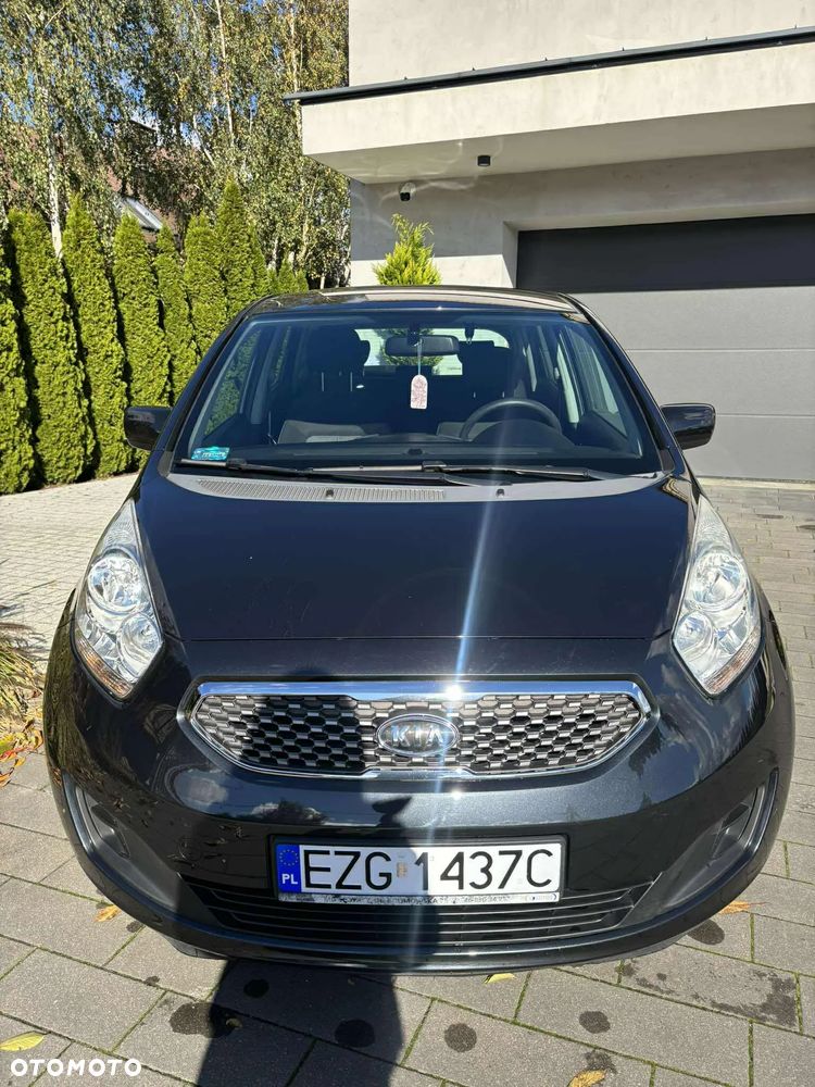 Kia Venga - 4
