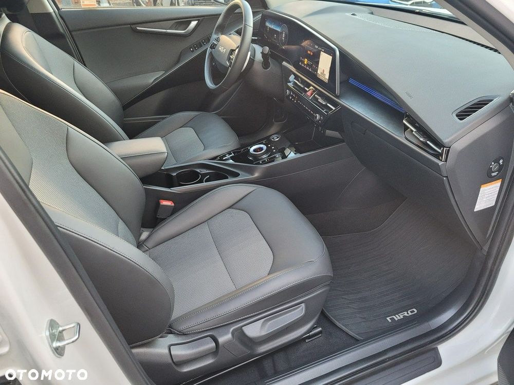 Kia Niro - 14