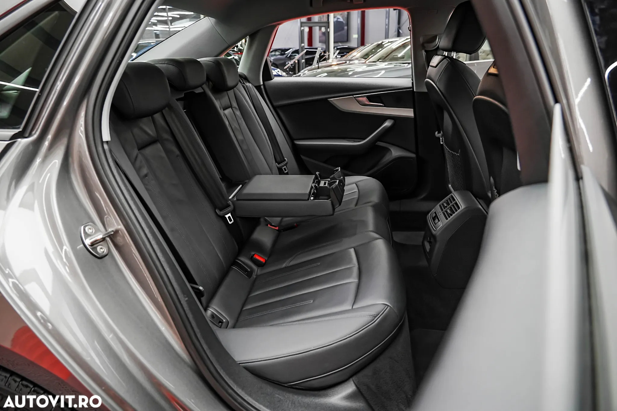 Audi A4 35 TFSI S tronic MHEV Advanced - 10