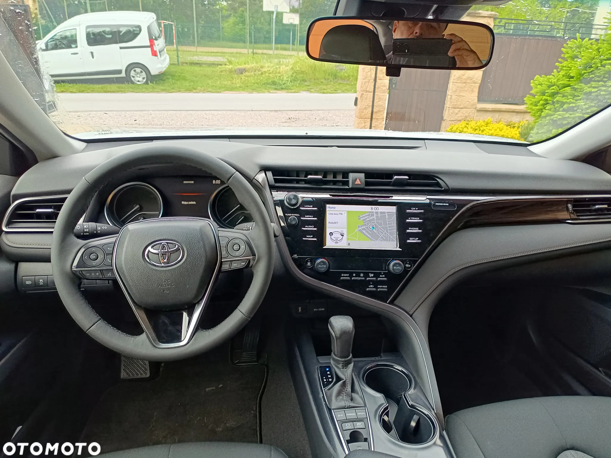 Toyota Camry 2.5 Hybrid Comfort CVT - 30