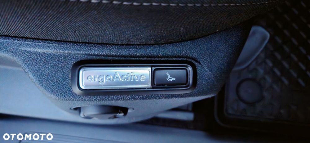 Volkswagen Tiguan 2.0 TDI SCR 4Mot Life DSG - 10