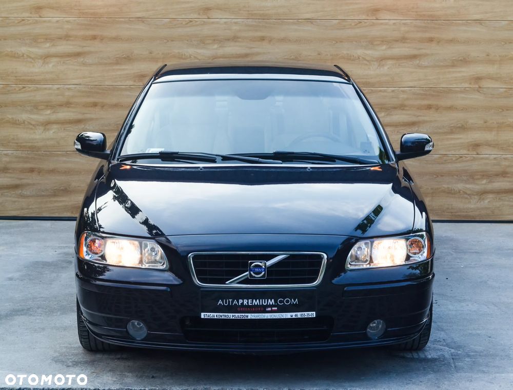 Volvo S60 2.4D Momentum - 3