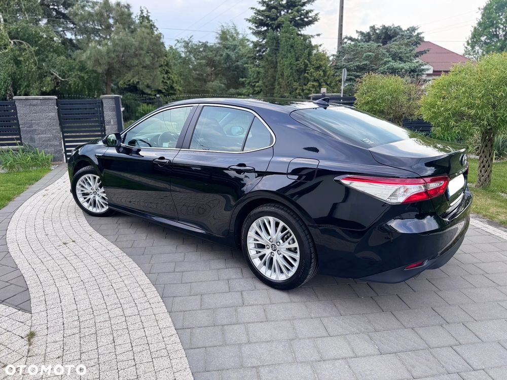 Toyota Camry 2.5 Hybrid Comfort CVT - 14