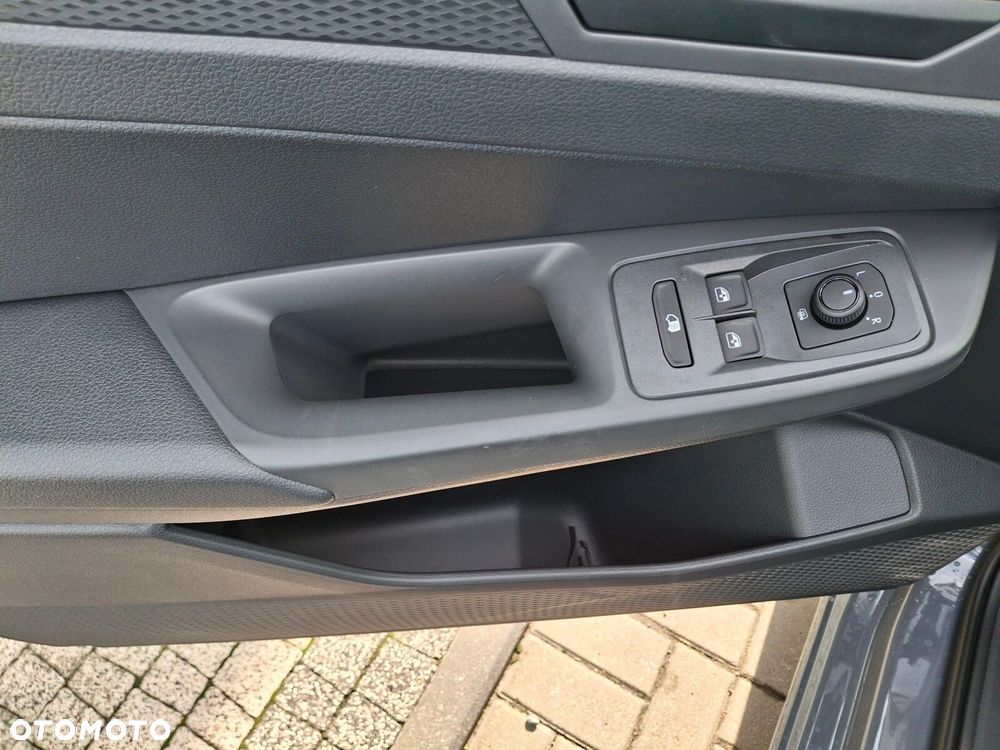 Volkswagen Caddy - 9