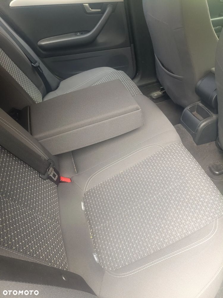 Seat Exeo 2.0 TDI DPF Style - 13