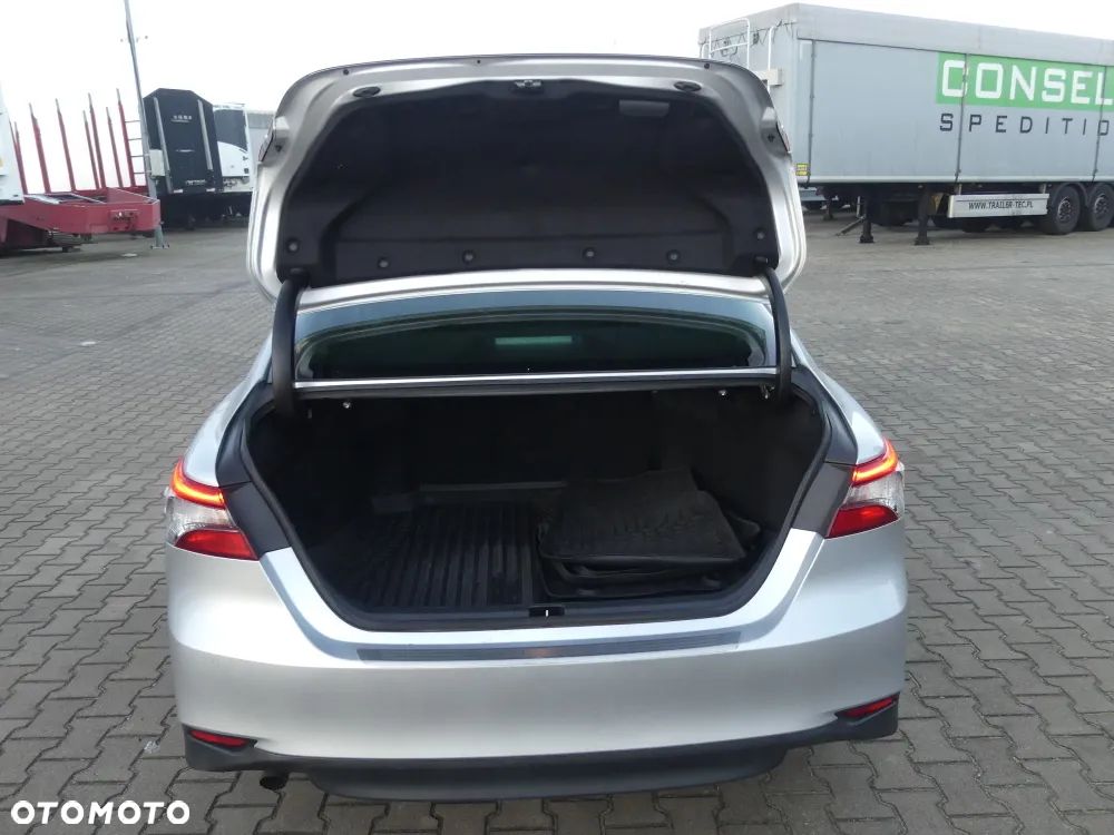 Toyota Camry 2.5 Hybrid Prestige CVT - 15