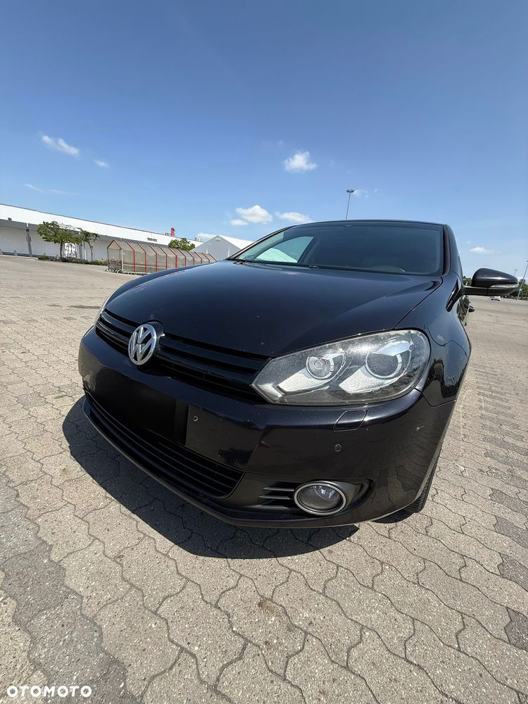 Volkswagen Golf 2.0 TDI Highline - 1