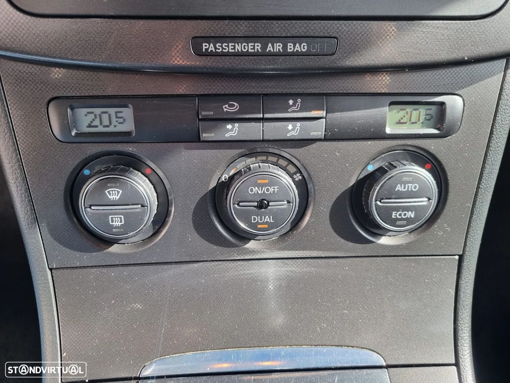 VW Passat Variant 1.6 FSi Trendline - 25