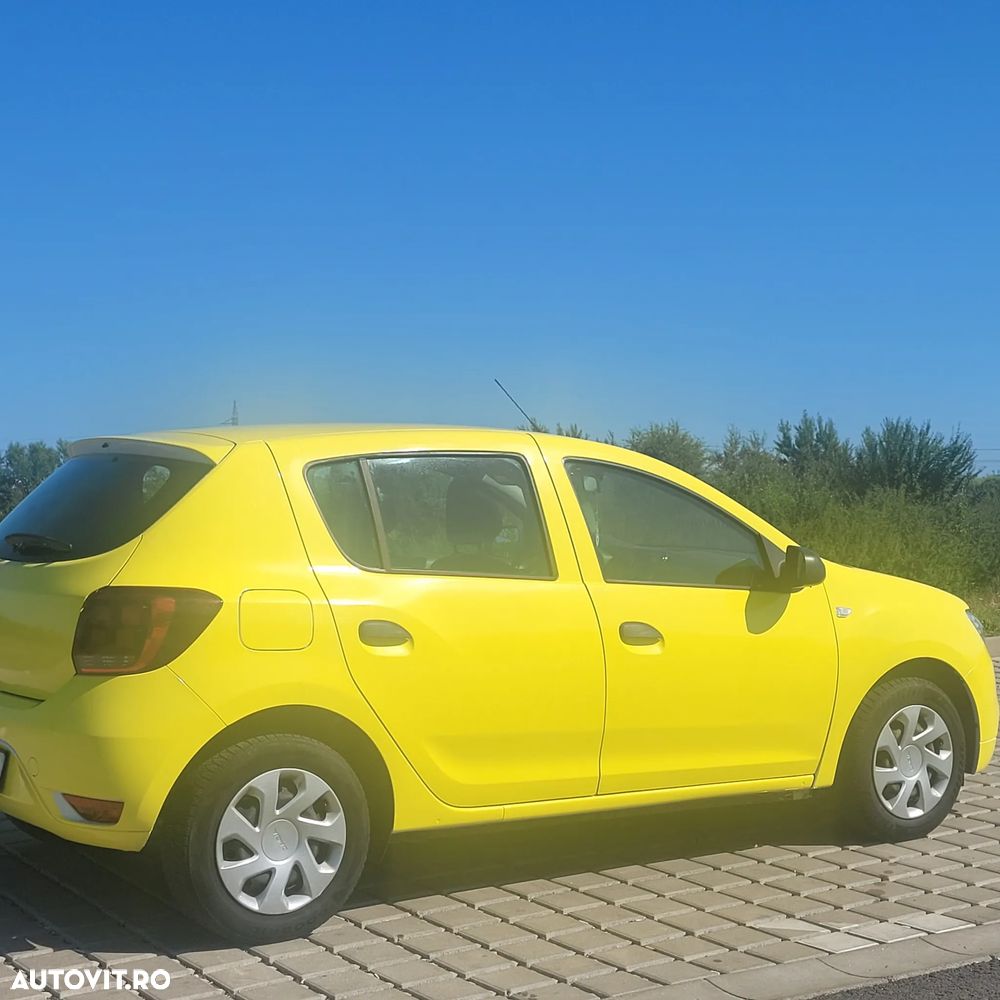 Dacia Sandero - 9