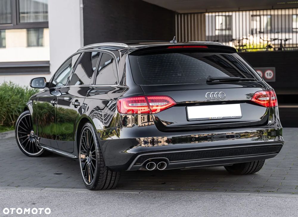 Audi A4 Avant 3.0 TDI DPF quattro S tronic S line Sportpaket - 8