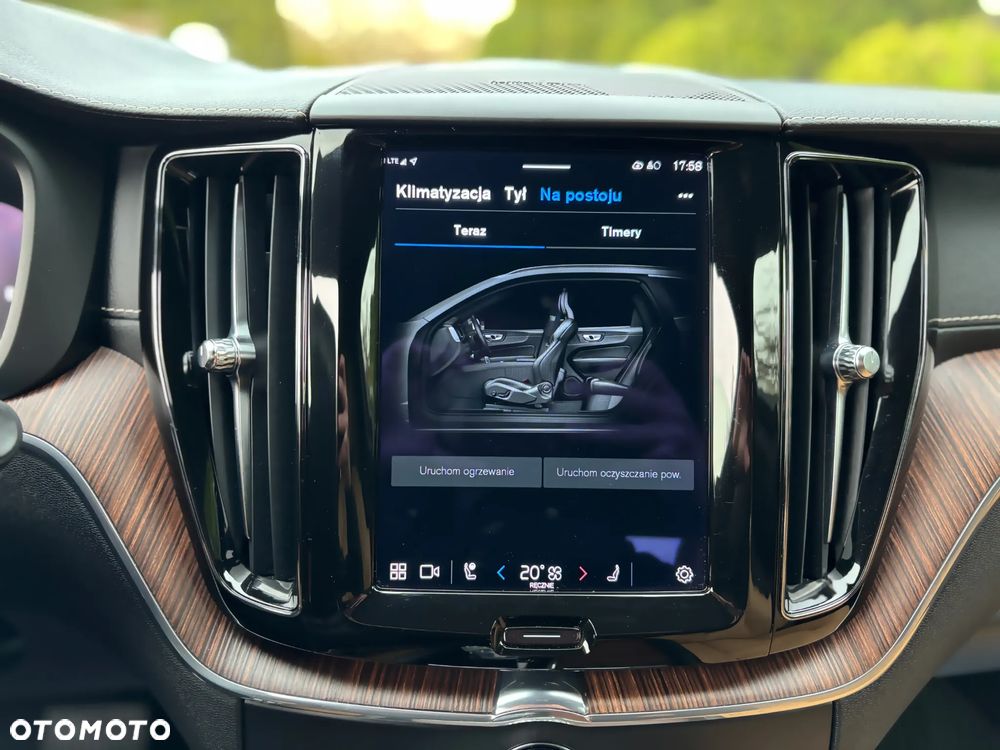 Volvo XC 60 B4 D AWD Geartronic Inscription - 39