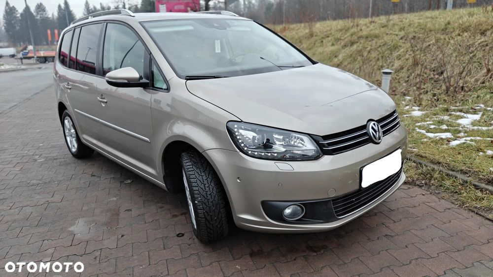 Volkswagen Touran 2.0 TDI Highline DSG - 4